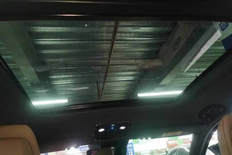 Used Nio ES8 2020 580 km Range Six-Seater Version Headliner
