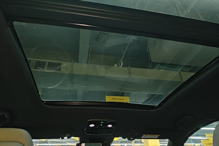 Used Nio ES8 2020 580 km Range Signature Edition Six-Seater Version Headliner