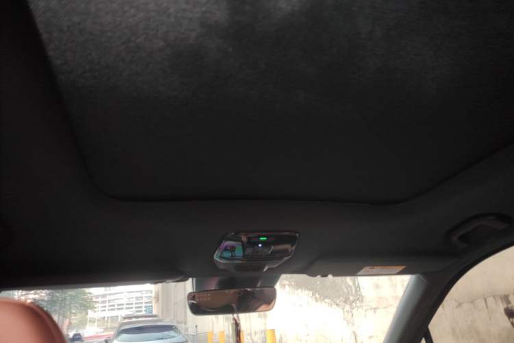 Used Nio ES8 2020 580 km Range Six-Seater Version Headliner