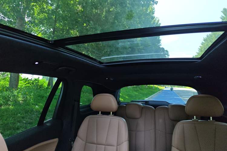 Used Nio ES8 2020 450KM Signature Edition Six-Seater Version Headliner