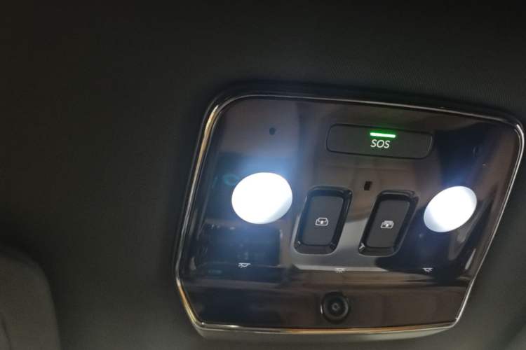 Used Nio ES8 2020 415 km Range 6-Seater Version Headliner