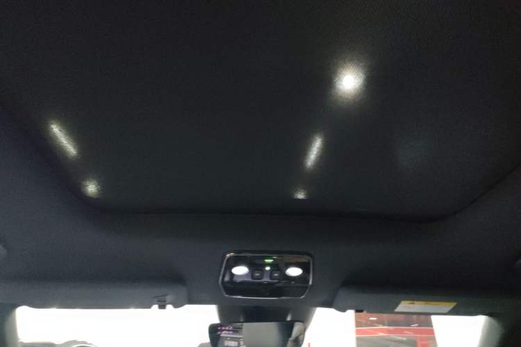 Used Nio ES8 2020 450 km Range 7-Seater Version Headliner