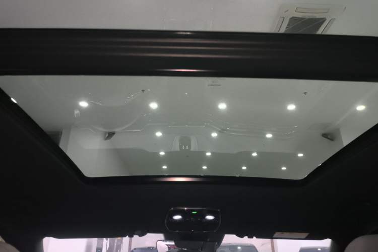 Used Nio ES8 2020 580 km Signature Edition 7-Seater Version Headliner