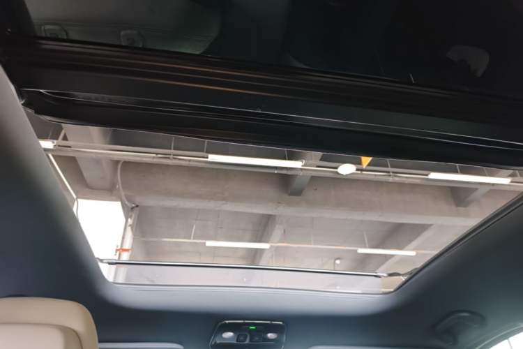 Used Nio ES8 2020 415 km Range 6-Seater Version Headliner