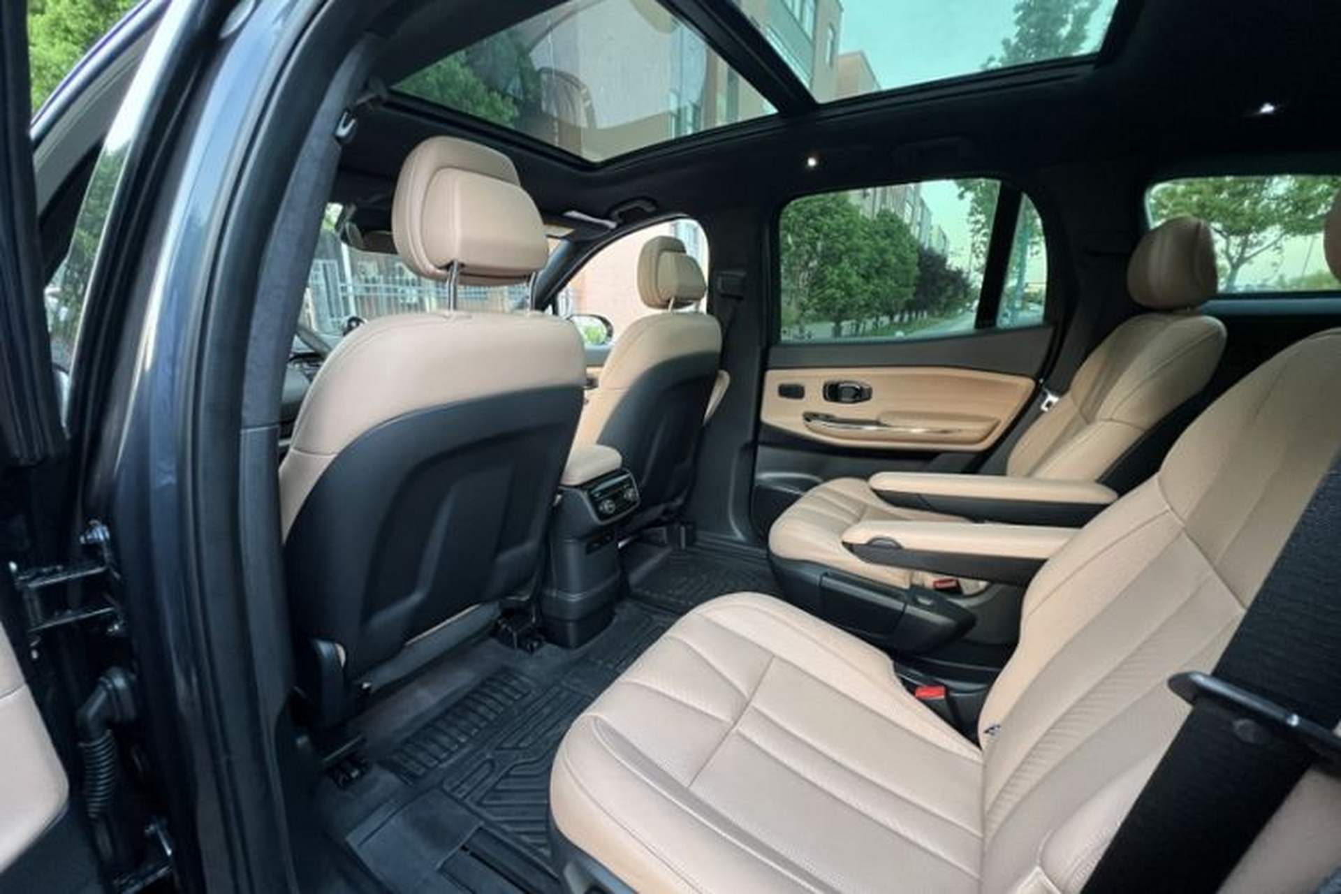 Used Nio ES8 2020 580 km Range Signature Edition Six-Seater Version Headliner