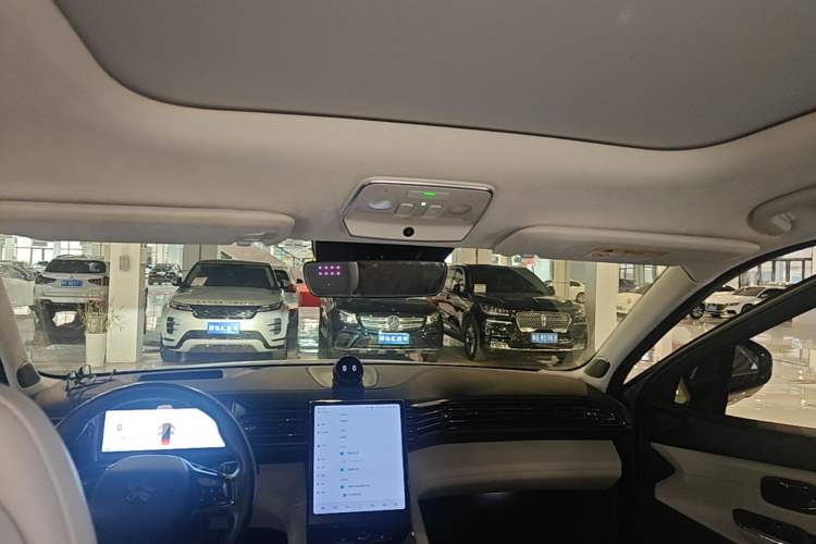Used Nio ES8 2020 415 km Signature Edition 6-Seater Version Headliner