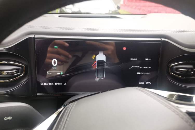 Used Nio ES8 2020 580 km Range Signature Edition Six-Seater Version Instrument Cluster