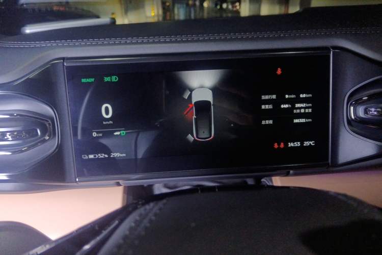 Used Nio ES8 2020 580 km Range Signature Edition Six-Seater Version Instrument Cluster