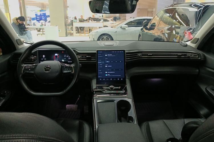 Used Nio ES8 2020 415 km Range 7-Seater Version Interior 2