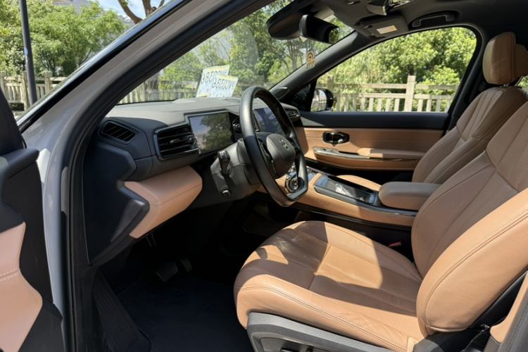 Used Nio ES8 2020 415 km Range 6-Seater Version Interior 3