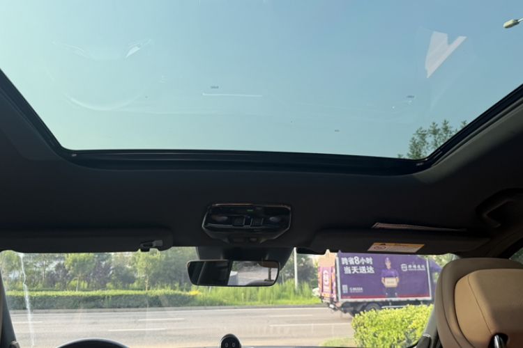 Used Nio ES8 2020 415 km Range 6-Seater Version Interior 6