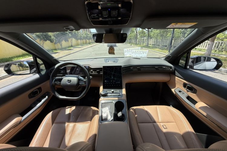 Used Nio ES8 2020 415 km Range 6-Seater Version Interior 8
