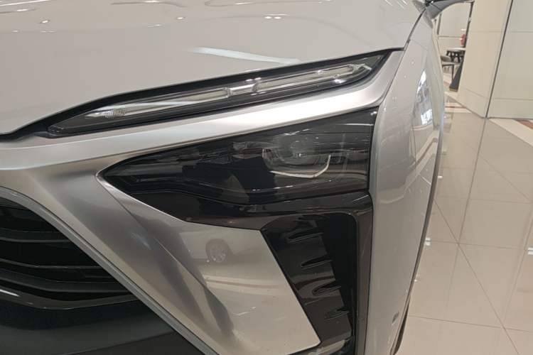 Used Nio ES8 2020 415 km Range 6-Seater Version Left Front Headlight