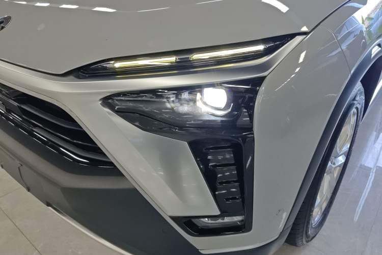 Used Nio ES8 2020 580 km Range 7-Seater Version Left Front Headlight