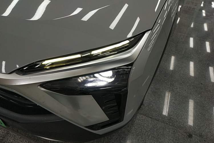 Used Nio ES8 2020 415 KM Signature Edition 7-Seater Version Left Front Headlight