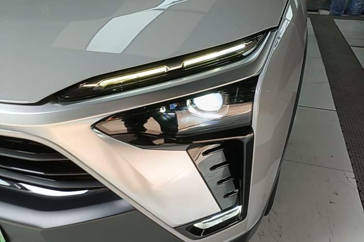 Used Nio ES8 2020 415 km Signature Edition 6-Seater Version Left Front Headlight