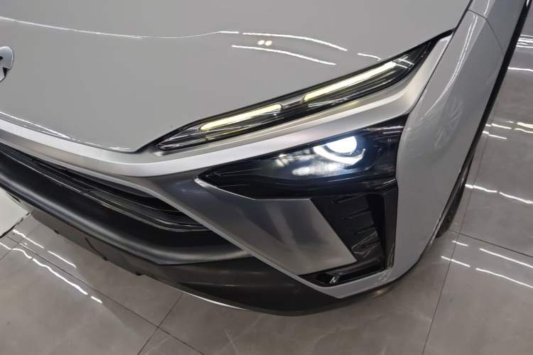 Used Nio ES8 2020 580 km Range 7-Seater Version Left Front Headlight