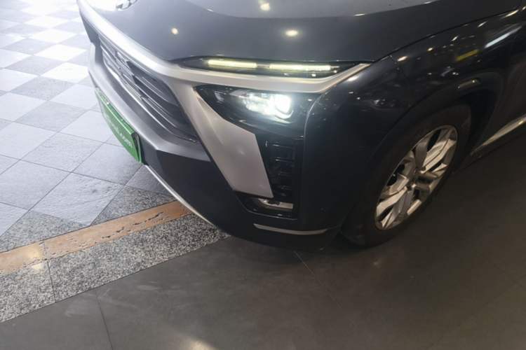 Used Nio ES8 2020 415 km Range 6-Seater Version Left Front Headlight