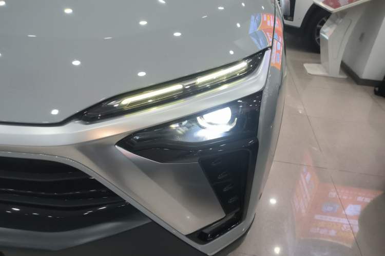 Used Nio ES8 2020 580 km Signature Edition 7-Seater Version Left Front Headlight