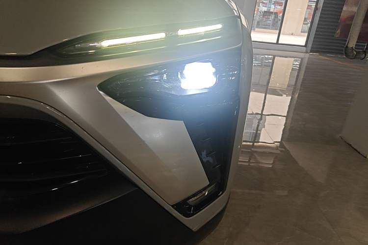 Used Nio ES8 2020 415 km Signature Edition 6-Seater Version Left Front Headlight
