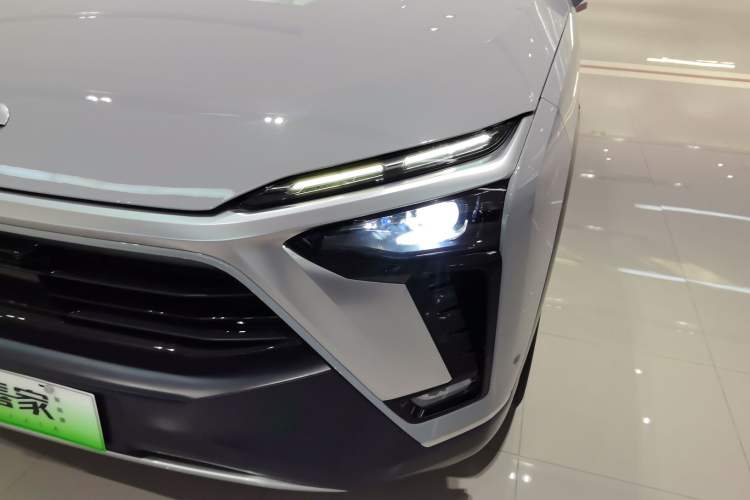 Used Nio ES8 2020 580 km Range 7-Seater Version Left Front Headlight