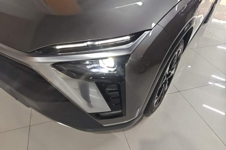Used Nio ES8 2020 415 km Signature Edition 6-Seater Version Left Front Headlight