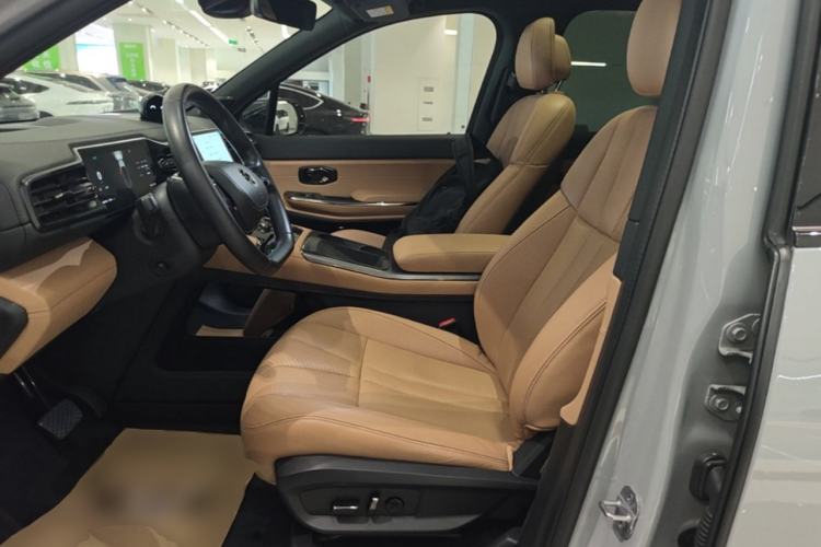 Used Nio ES8 2020 415 km Range 6-Seater Version Left Front Seat