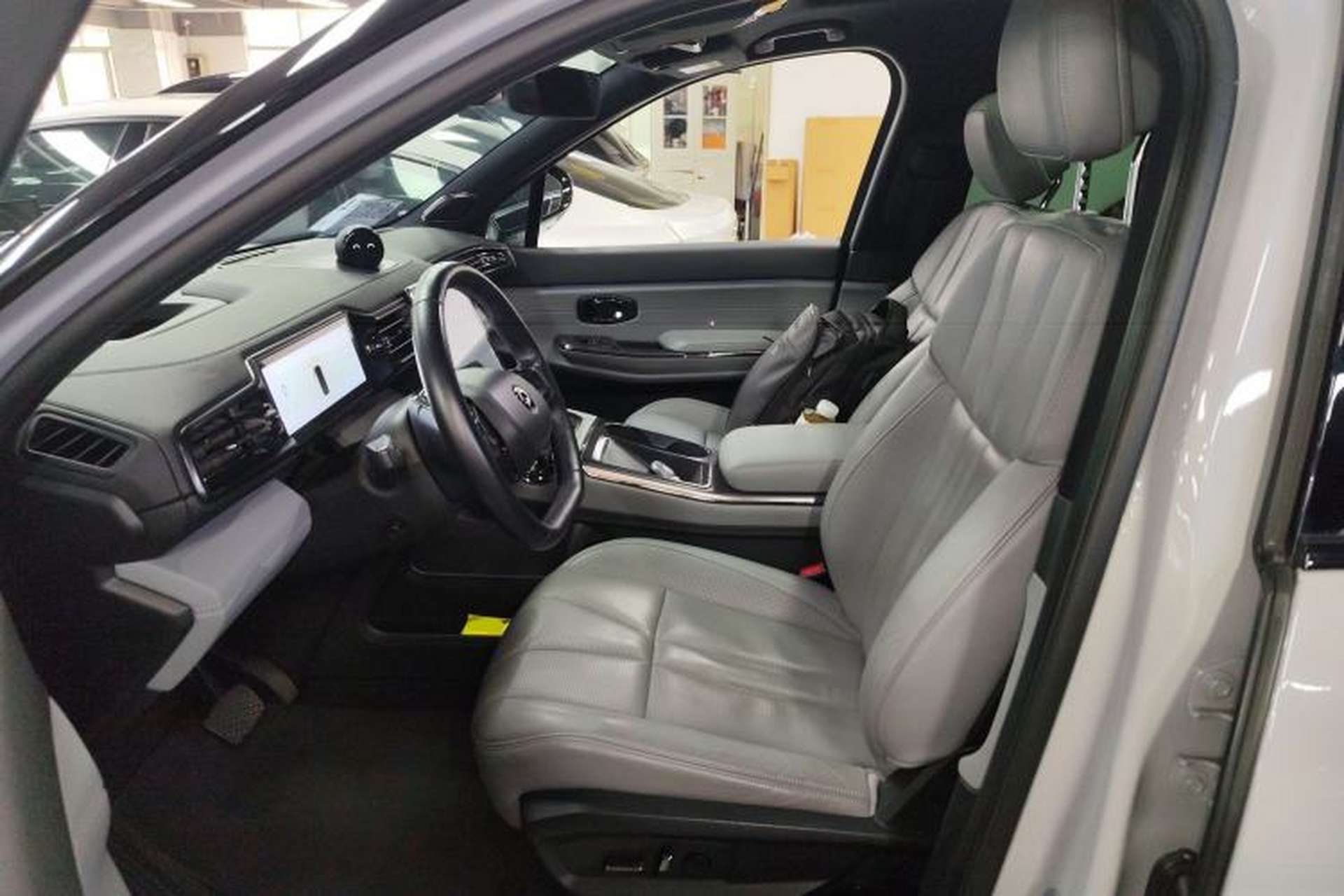 Used Nio ES8 2020 415 km Range 6-Seater Version Left Front Seat