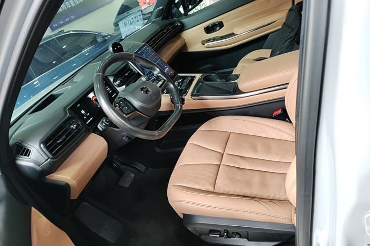 Used Nio ES8 2020 415 km Signature Edition 6-Seater Version Left Front Seat