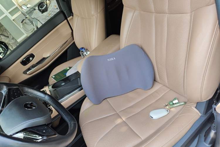 Used Nio ES8 2020 415 km Range 7-Seater Version Left Front Seat
