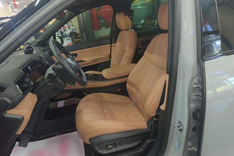 Used Nio ES8 2020 415 km Range 6-Seater Version Left Front Seat