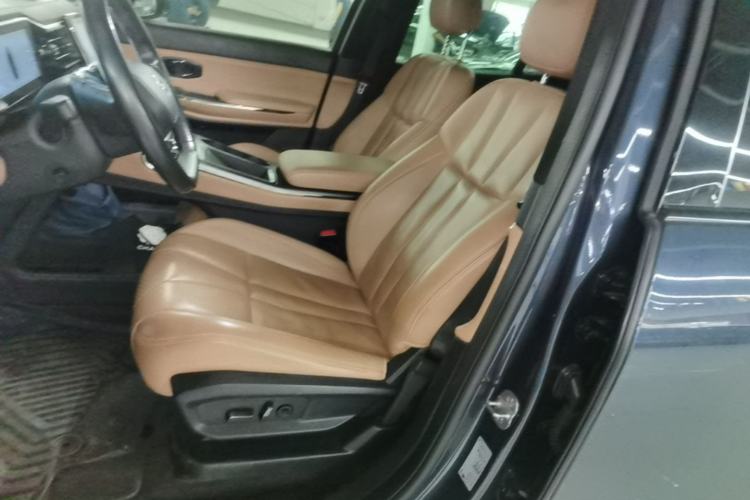 Used Nio ES8 2020 580 km Range Signature Edition Six-Seater Version Left Front Seat