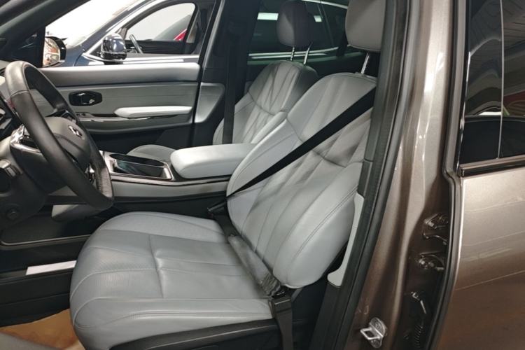 Used Nio ES8 2020 415 km Range 6-Seater Version Left Front Seat