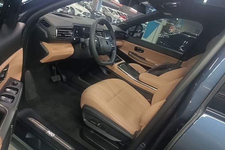 Used Nio ES8 2020 580 km Range Signature Edition Six-Seater Version Left Front Seat