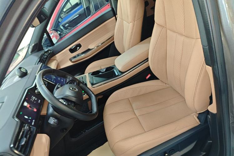 Used Nio ES8 2020 450 km Range 7-Seater Version Left Front Seat
