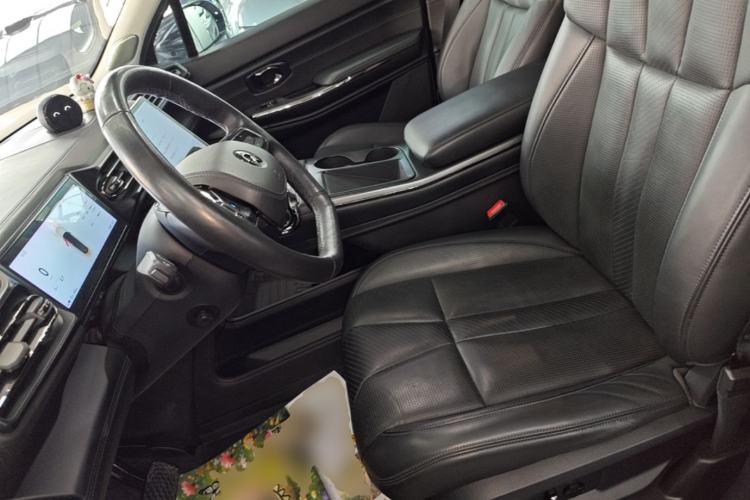 Used Nio ES8 2020 580 km Range Signature Edition Six-Seater Version Left Front Seat