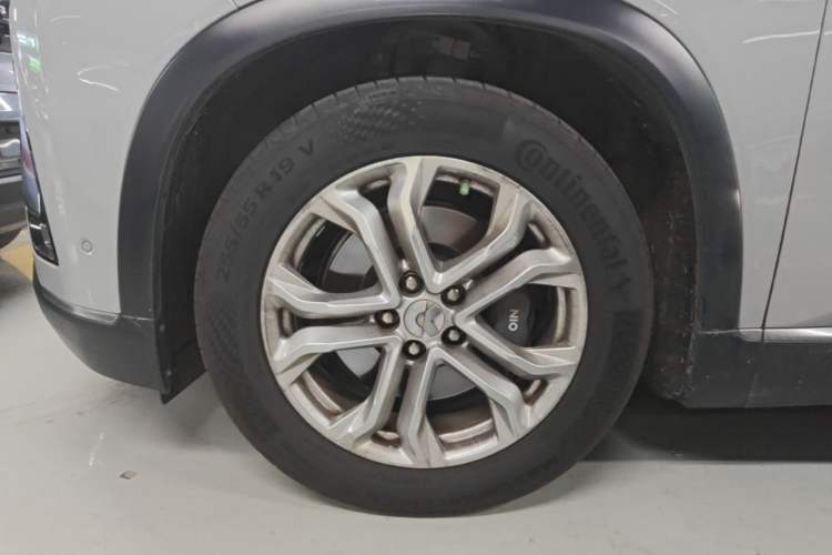Used Nio ES8 2020 415 km Range 6-Seater Version Left Front Wheel Hub