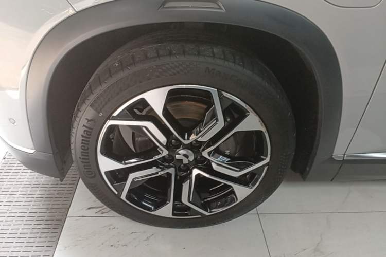 Used Nio ES8 2020 415 km Signature Edition 6-Seater Version Left Front Wheel Hub