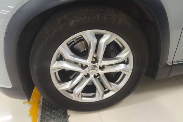 Used Nio ES8 2020 580 km Range Six-Seater Version Left Front Wheel Hub