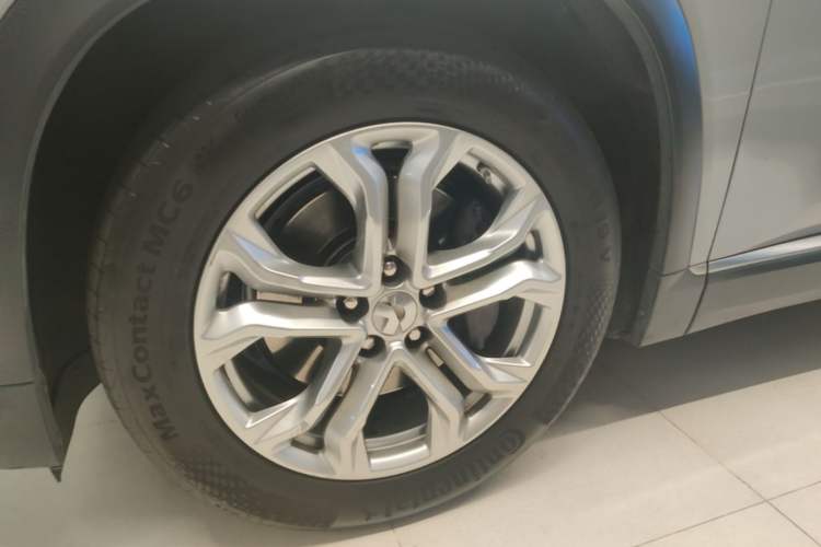 Used Nio ES8 2020 415 km Range 7-Seater Version Left Front Wheel Hub