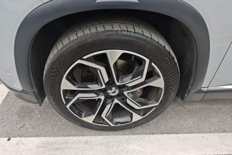 Used Nio ES8 2020 415 km Signature Edition 6-Seater Version Left Front Wheel Hub