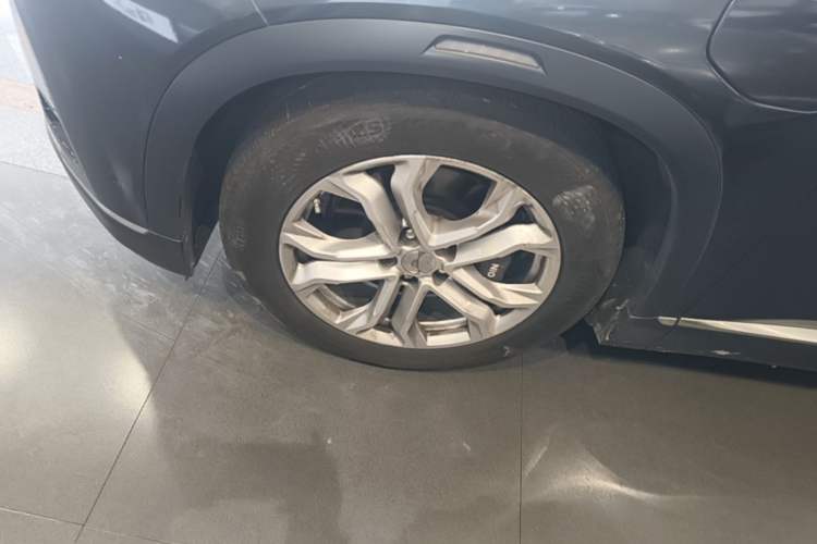 Used Nio ES8 2020 415 km Range 6-Seater Version Left Front Wheel Hub