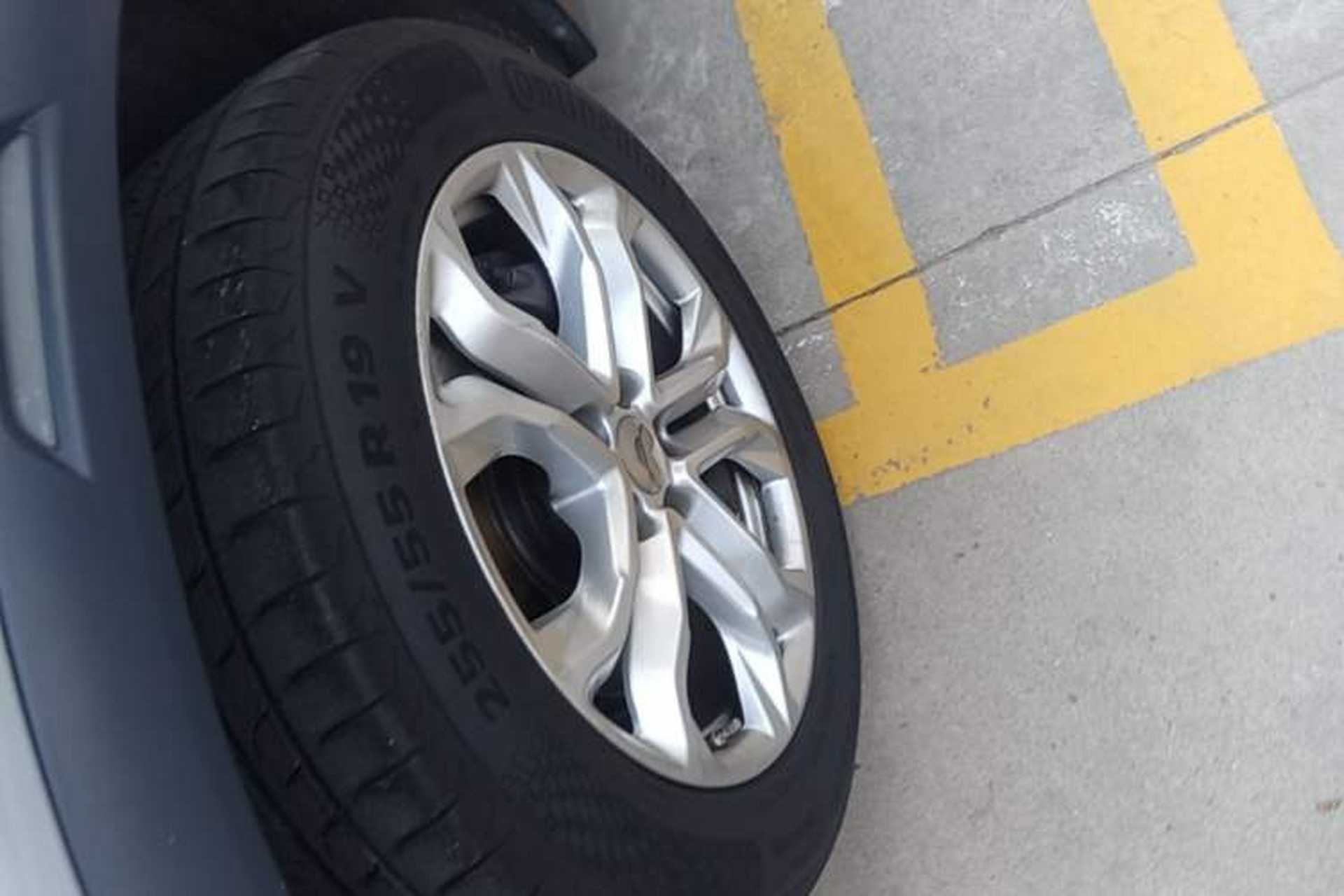 Used Nio ES8 2020 415 km Range 6-Seater Version Left Front Wheel Hub