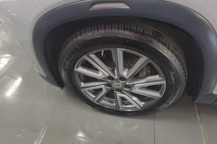 Used Nio ES8 2020 415 km Range 6-Seater Version Left Front Wheel Hub