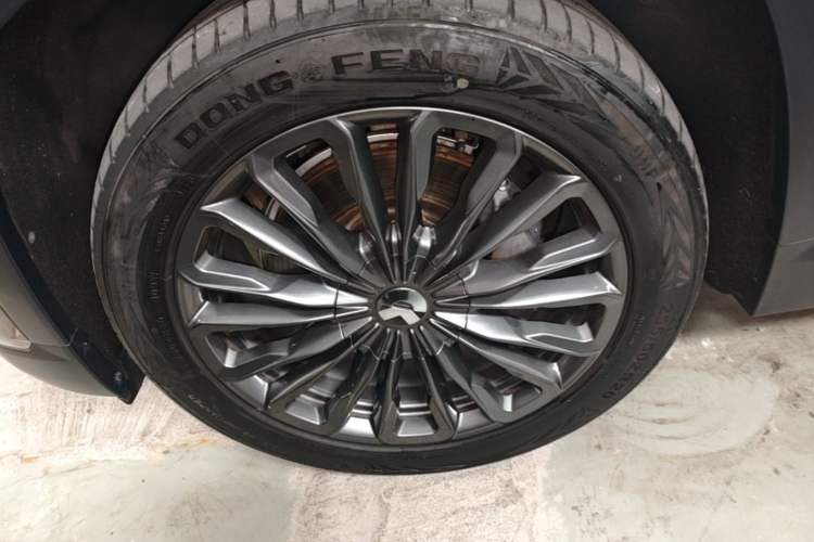 Used Nio ES8 2020 415 km Range 6-Seater Version Left Front Wheel Hub