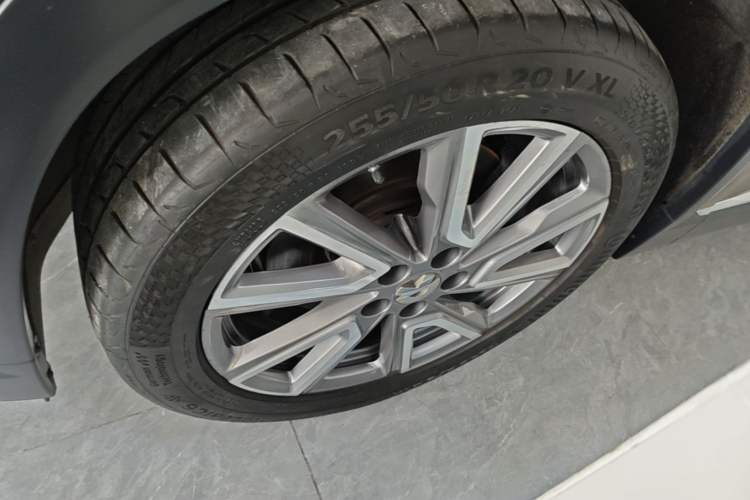 Used Nio ES8 2020 450 km Range 7-Seater Version Left Front Wheel Hub