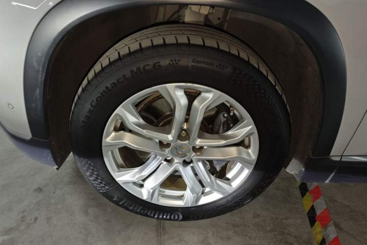 Used Nio ES8 2020 415 km Range 7-Seater Version Left Front Wheel Hub