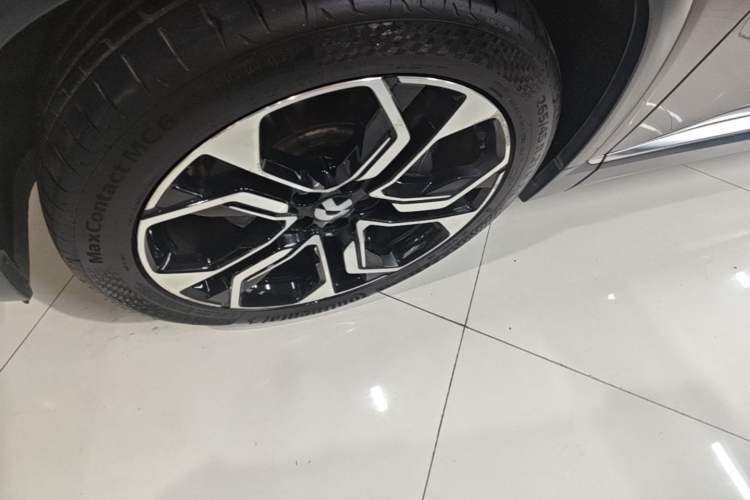 Used Nio ES8 2020 415 km Signature Edition 6-Seater Version Left Front Wheel Hub