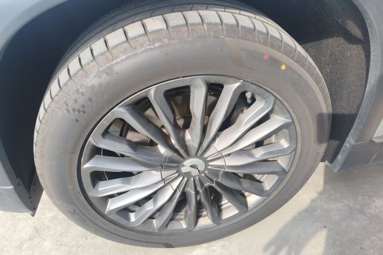 Used Nio ES8 2020 580 km Range Six-Seater Version Left Front Wheel Hub