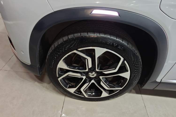 Used Nio ES8 2020 580 km Range Six-Seater Version Left Front Wheel Hub